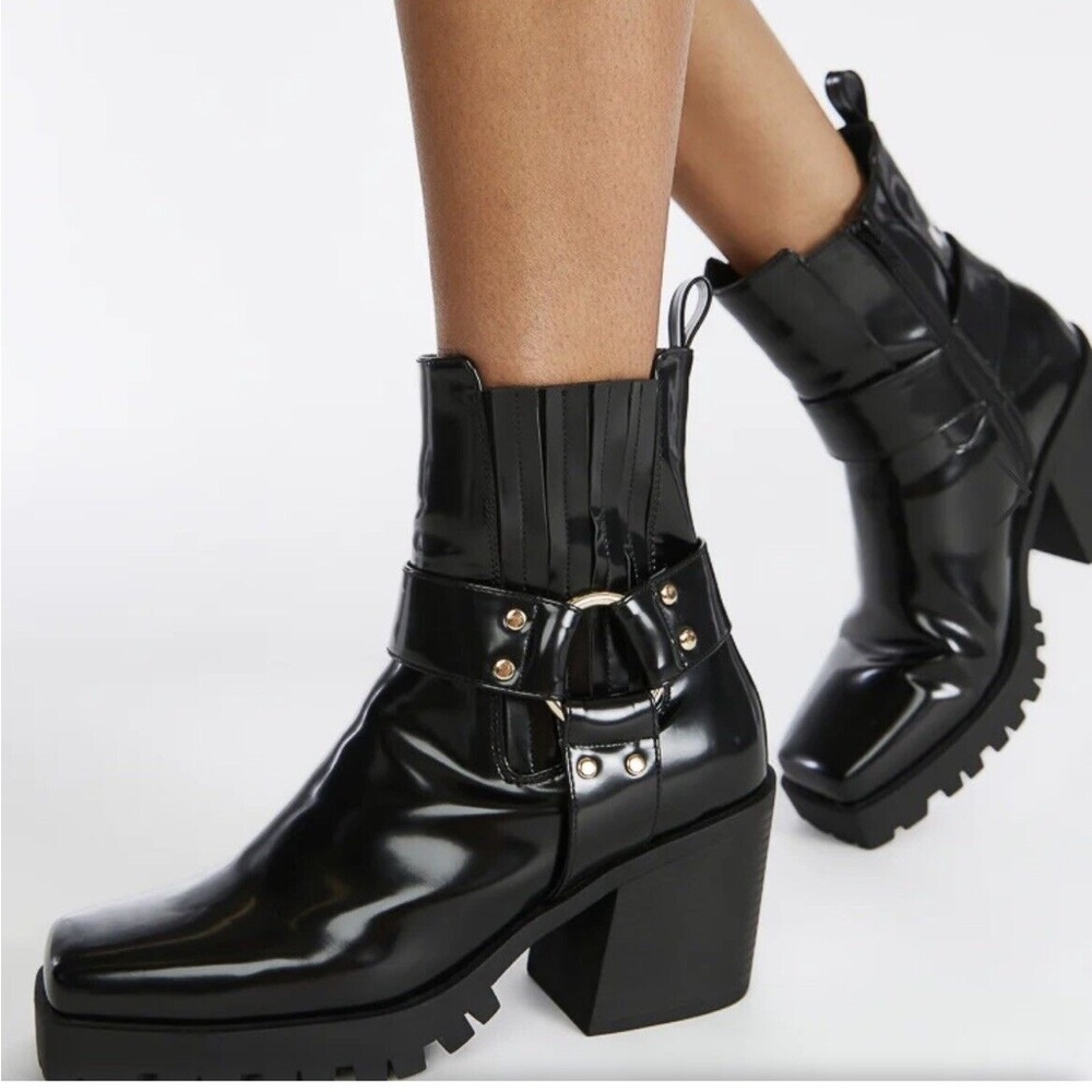 Shoe Dazzle Enslee Chelsea Black Biker Boots #9‎